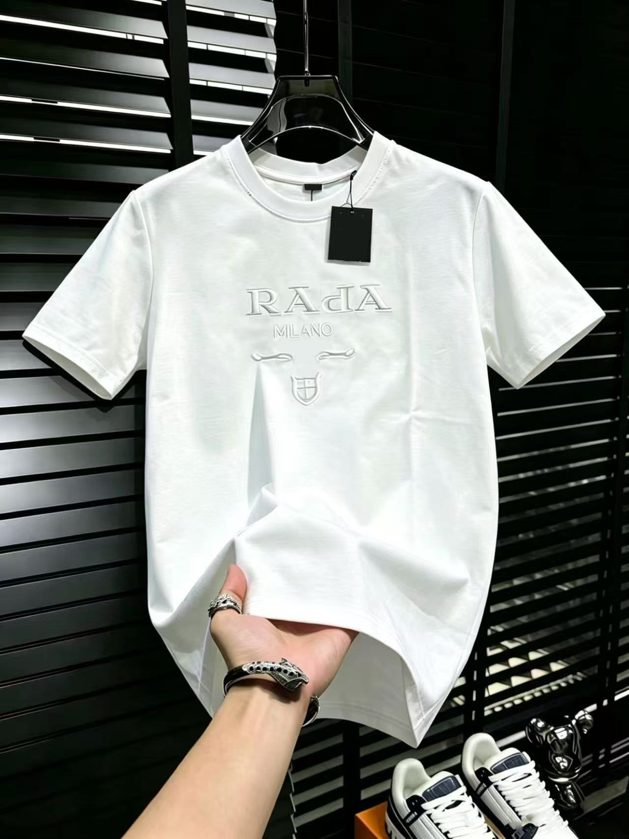 Men's T-Shirts New summer luxury short-sleeve letter T-shirt for men and women couple's top with embroidery casual and loose fit round nec