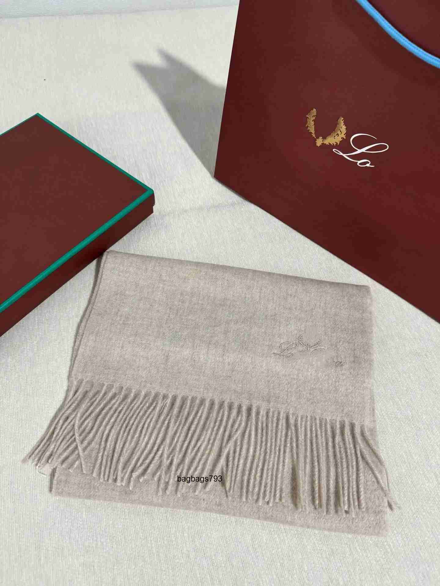 Scarves Designer Scarf 180*33cm Wool Blend Knit Scarf Embroidered Scarves Fall Winter Couple's Shawl and Neck Warmer Scarves