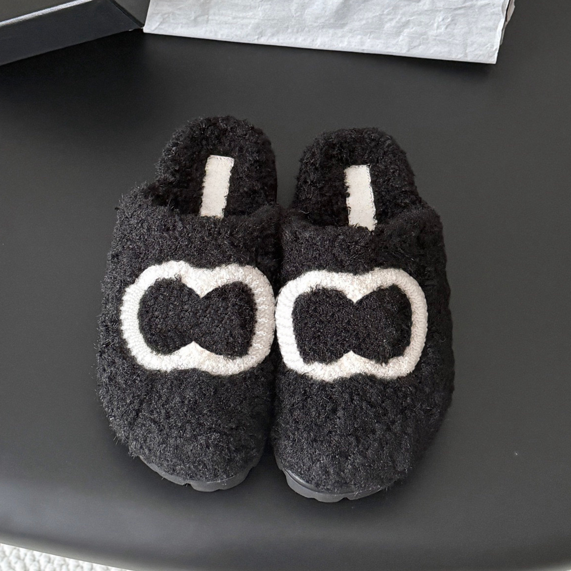 Designer Furry Slippers Women Old Dad Sandals Famous Designer Women Sliders Crystal Calf leather Casual Sandal quilted Platform Summer Comfortable B