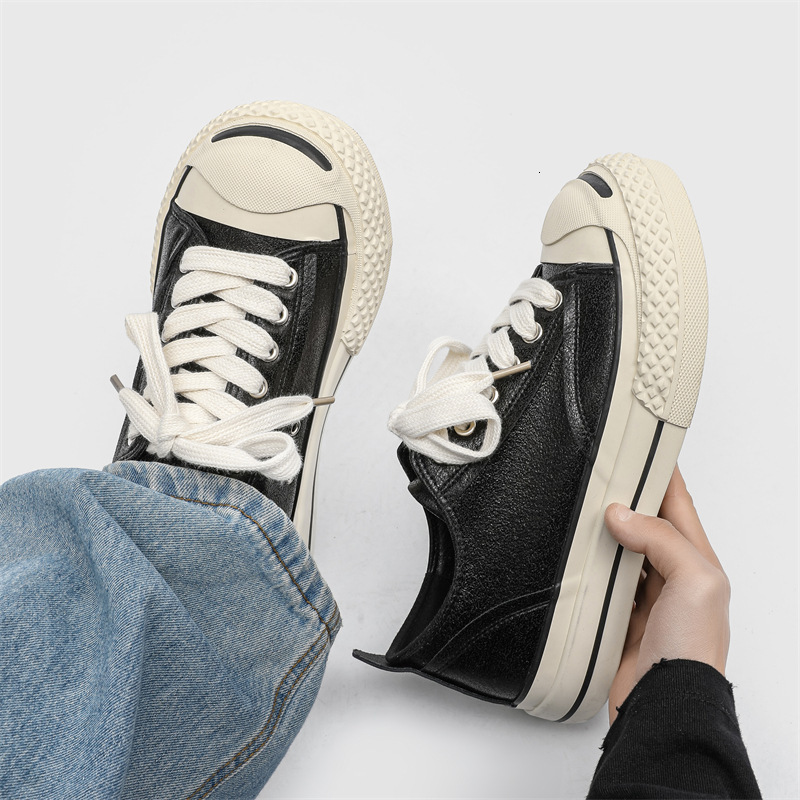 2026 New Niche Big-Toe Open-Toe Smile Shoes, Trendy Sports And Casual Classic Sneakers, Men's - X269