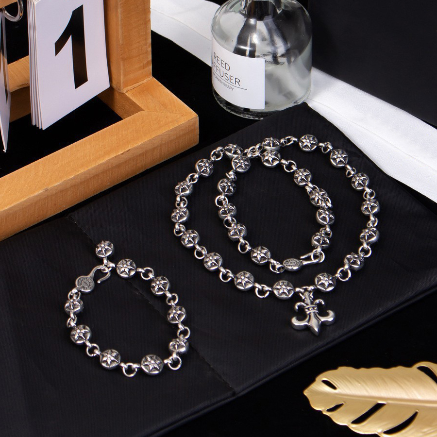 Vintage Designer Silver Plated Flower Boat Anchor Pendant Necklace Bracelet Luxurious High End Gift Suitable For Both Men Women Exquisite Jewelry Fo