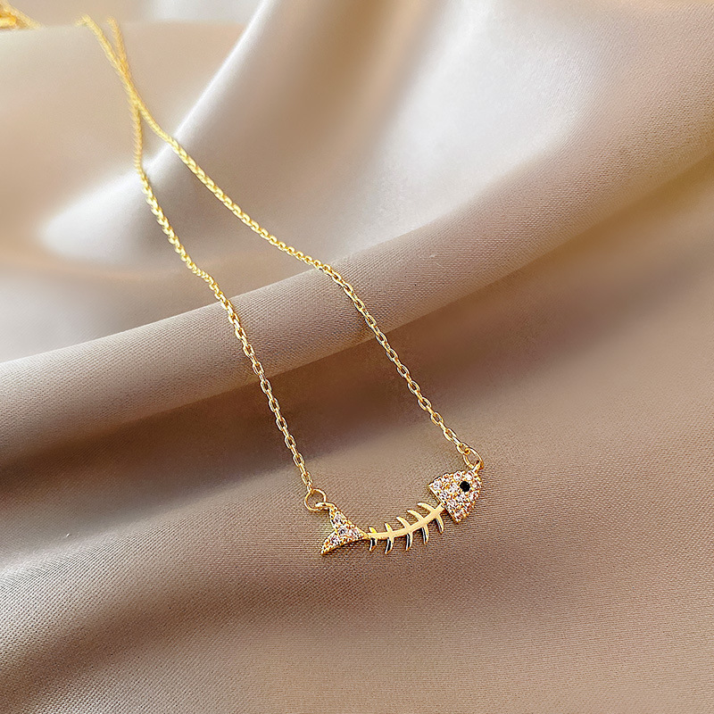 New Fishbone Necklace For Women, Trendy Ins Style, Niche Design Clavicle Chain, Simple And Elegant Pendant, Light Luxury Neck Jewelry