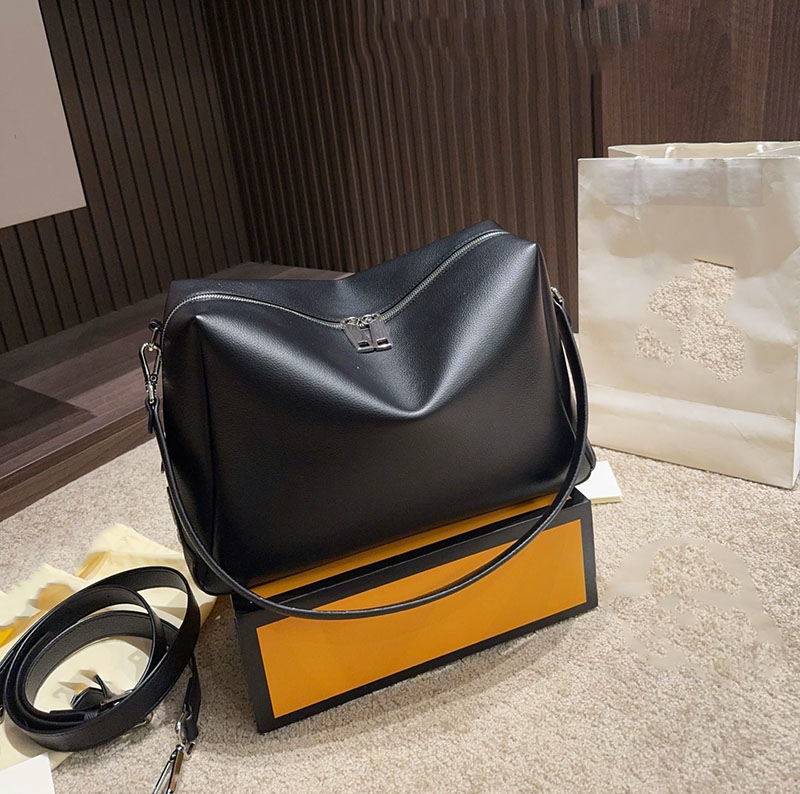 Designer Bags Pebbled Soft Leather Large Capacity Zipper Hobo Tote Bag Double Zipper Metal Lock Decor Shoulder Bag Daily Travel Women Oversized Hand