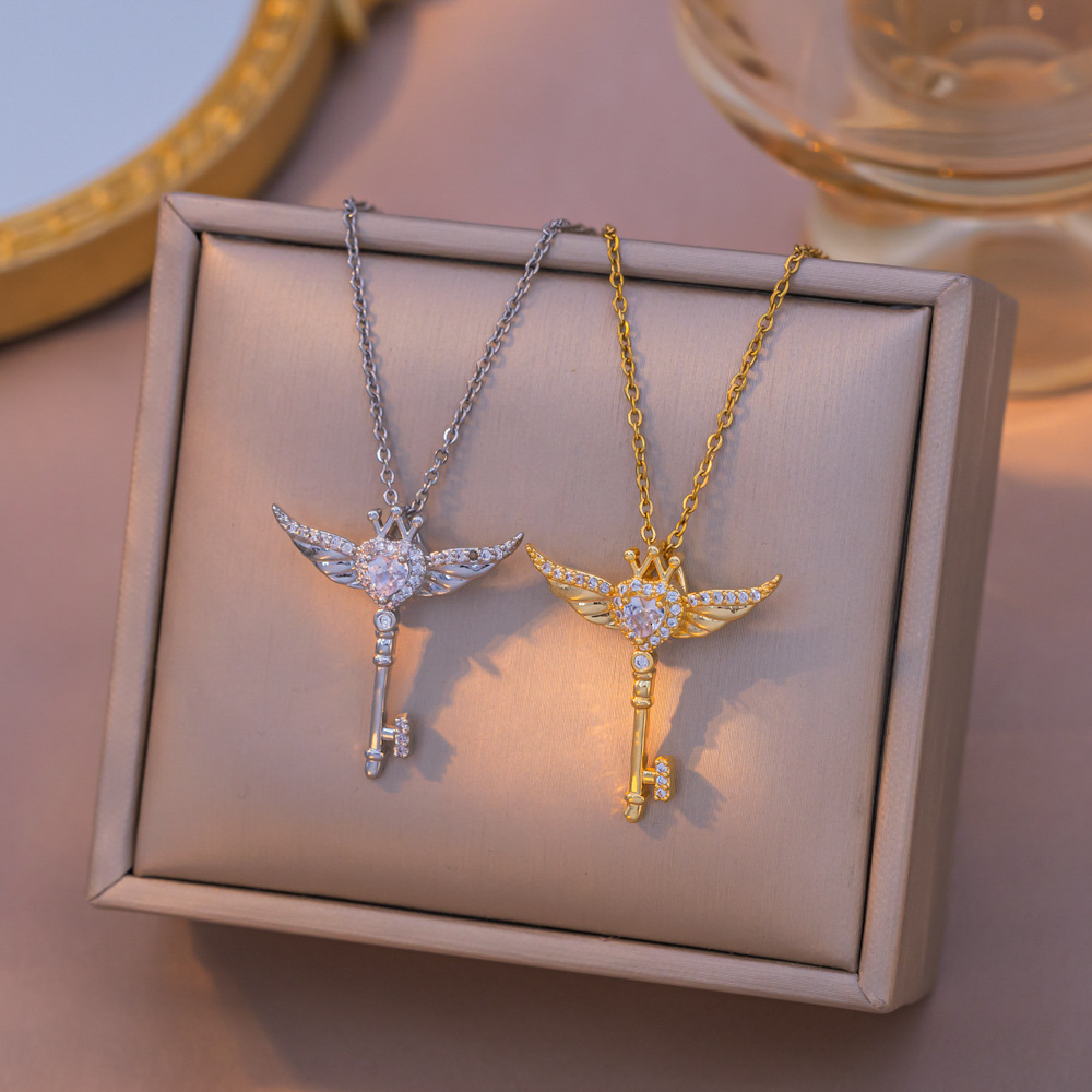 Cross-Border Light Luxury Angel Heart Key Micro-Inlaid Necklace For Women, Fashionable And Unique Design, Versatile Little Staff Collarbone Chain