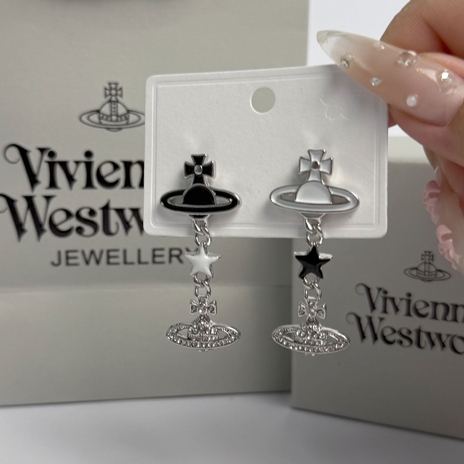 Unique Designer Silver Plated Black And White Enamel Zircon Planet Pendant Earrings Exquisite High End Gift Suitable For Womens Multi Style Jewelry