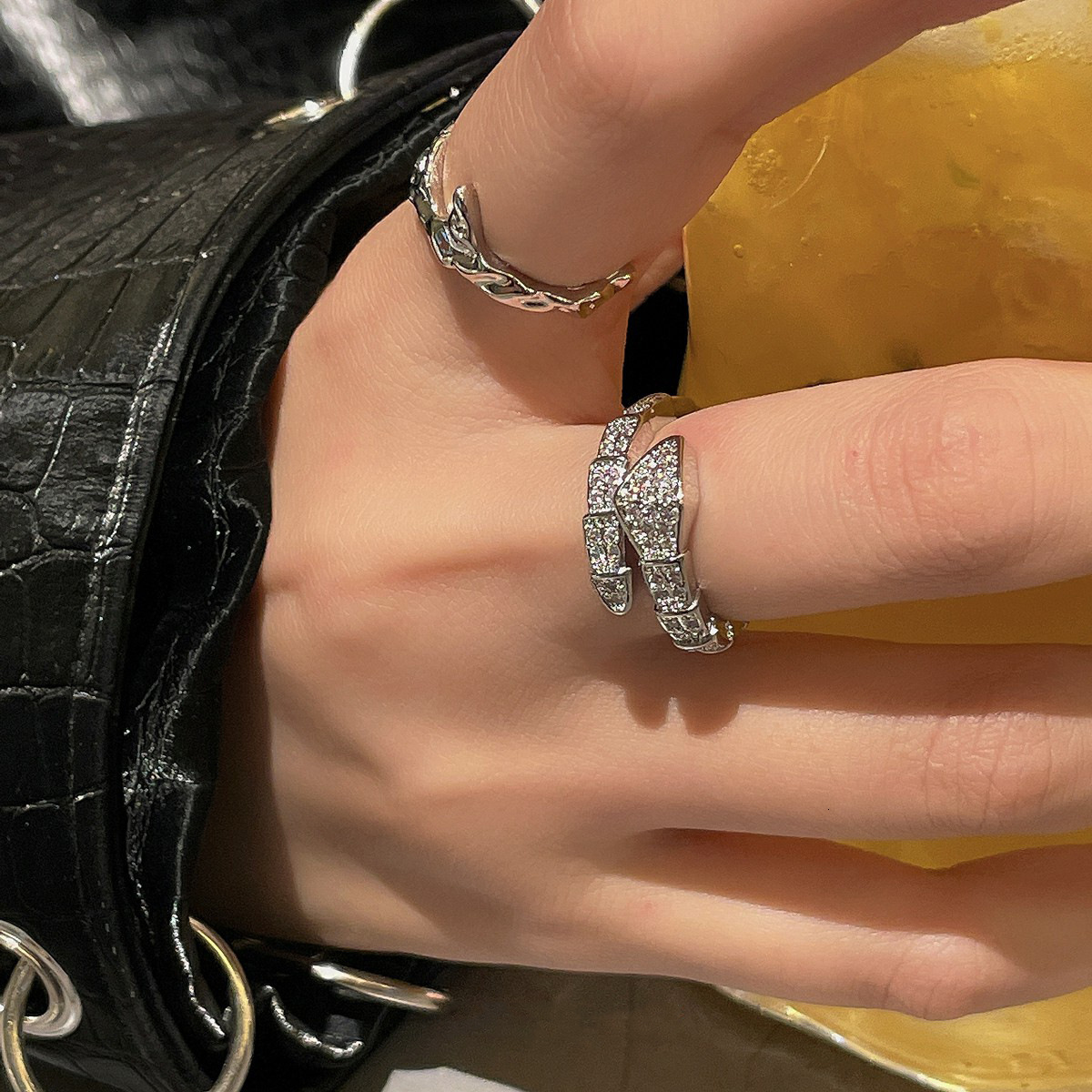 French Style Light Luxury Snake INS Trend Niche Design Internet Celebrity High-End Minimalist Couple Open Trendy Ring