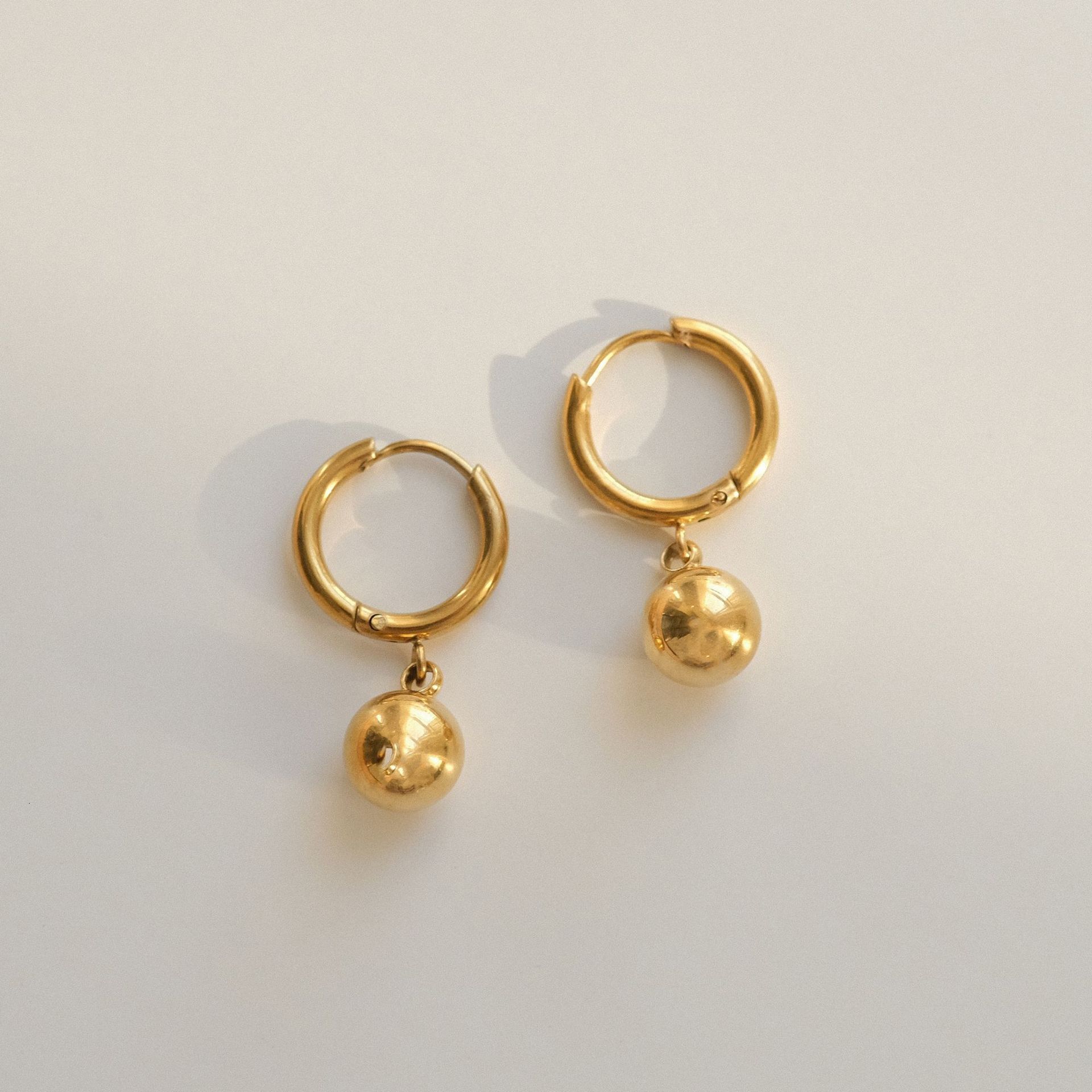 Titanium Steel Small Round Ball European American Simple And Fashionable Everyday Style, Gold Bead Hoop Earrings, High-End Feel, Non-Fading