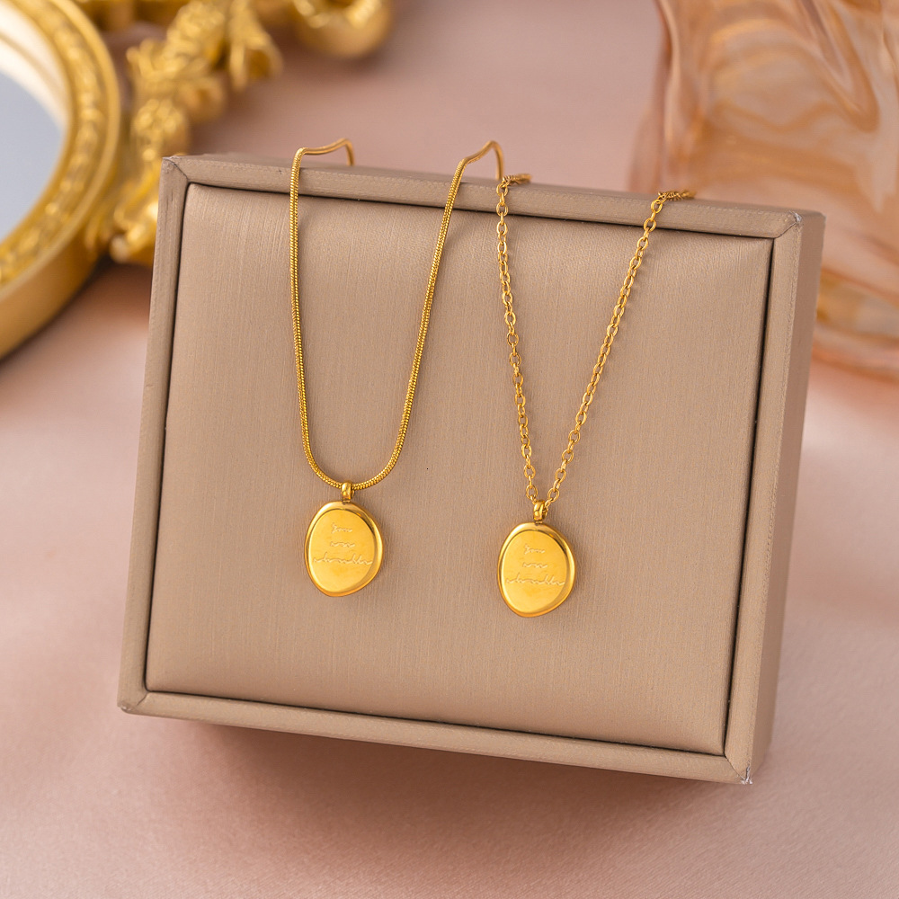 Fashionable High-End Letter Bead Titanium Steel Necklace For Women Versatile Elegant Minimalist New Light Luxury Collarbone Sweater Chain