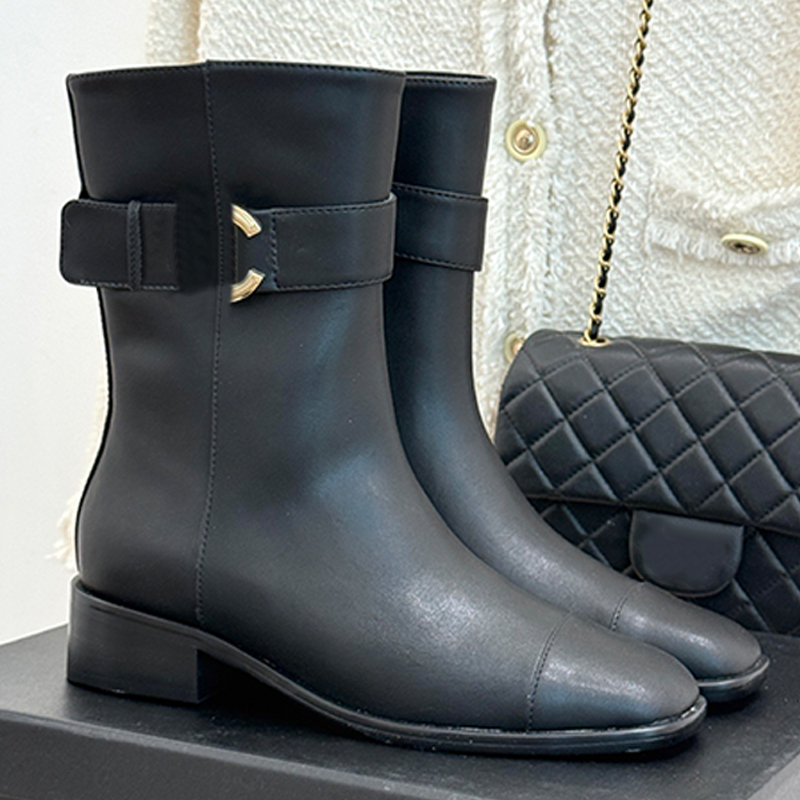 Fall Winter 2026 Womens Calfskin CC Short Boots Designer CC Metal Buckle Square Toes Ankle Boots Luxuy Side Zipper Low Heel Booties Leather Sole Siz