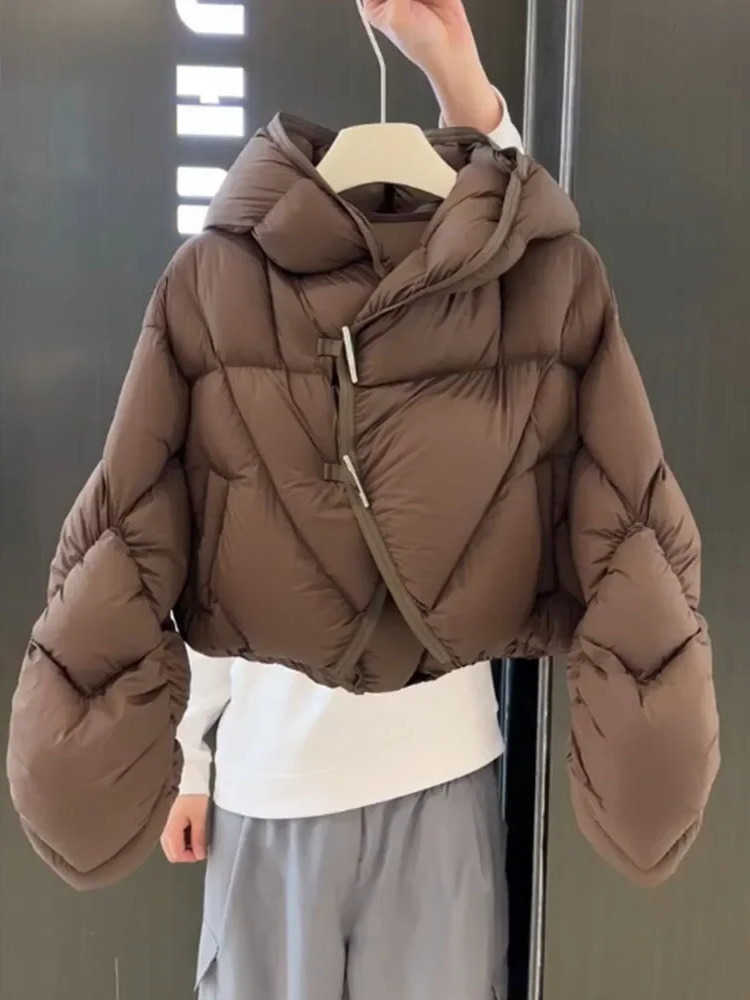Autumn 2025 Winter Women Down Jacket Soft Warm Coat White Goose Puffer Short Outerwear Lightweight S2610148UR9