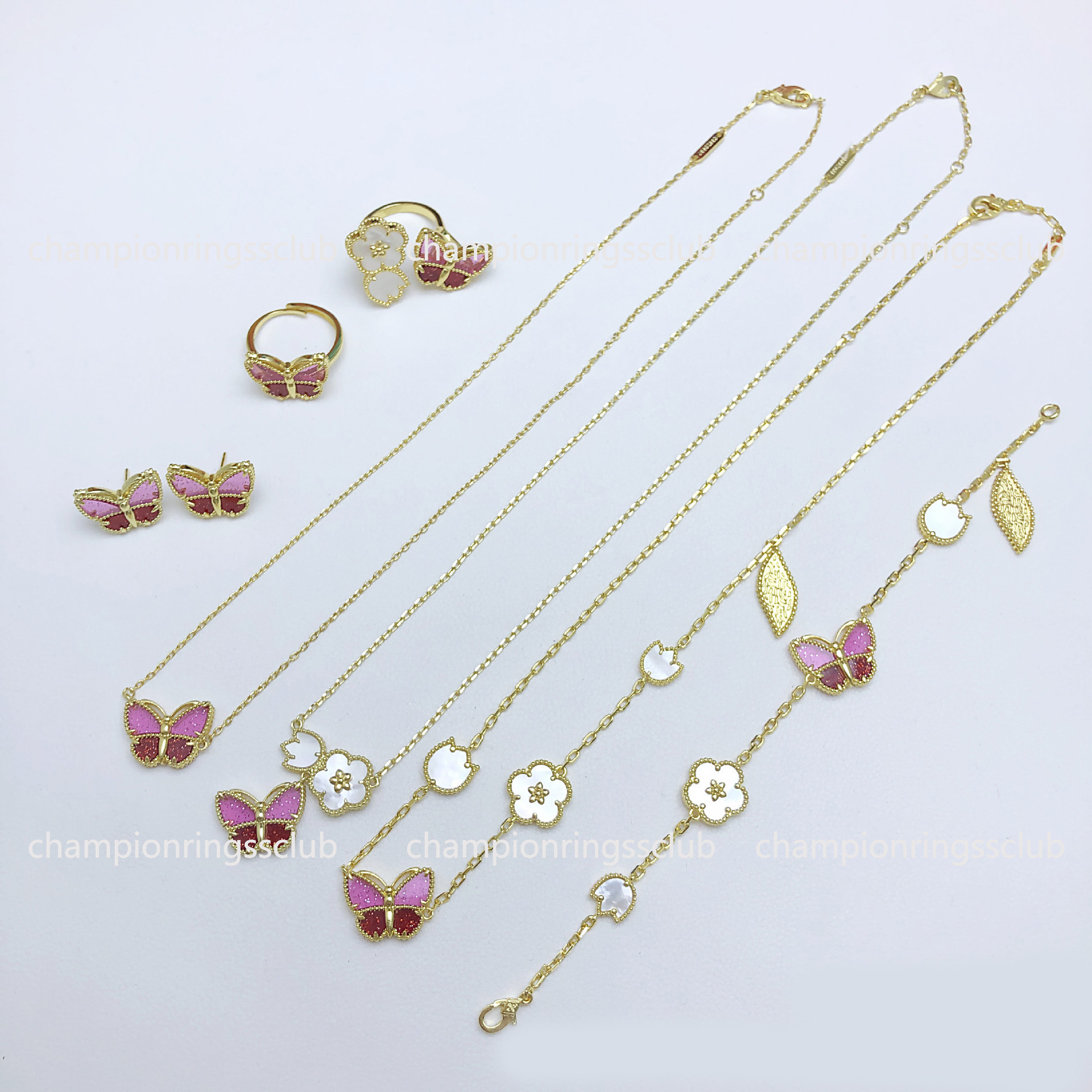 Designer Bracelet Luxury Flower Pink Butterfly Charm Bracelet Gold Silver Chain Pendant Necklace Brooch Stud Earring Open Ring For Women Men Fashion