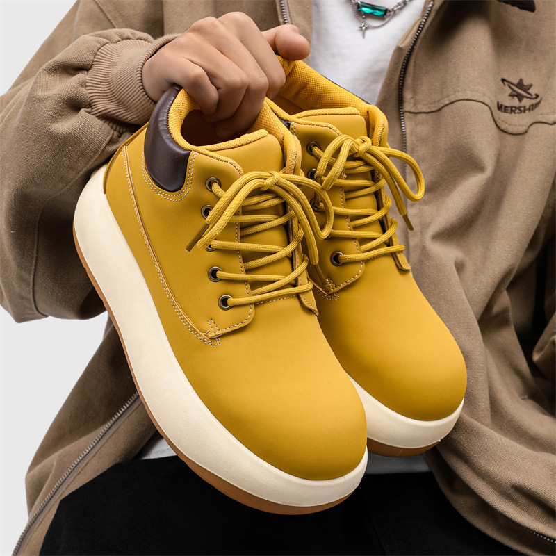 New Men's Shoes: Q-Version Large-Toe Derby Leather Shoes, Retro Motorcycle High-Top Yellow Boots Men