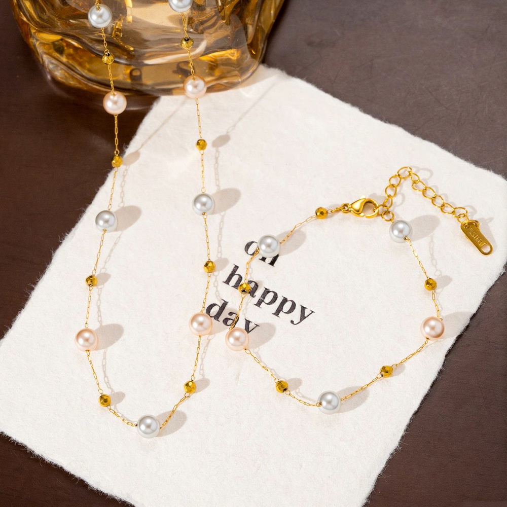 French-Style, Lightweight, Two-Tone Pearl Star-Studded Titanium Steel Necklace For Women, Exuding Delicate, Sweet, And Sophisticated Charm, A Versat