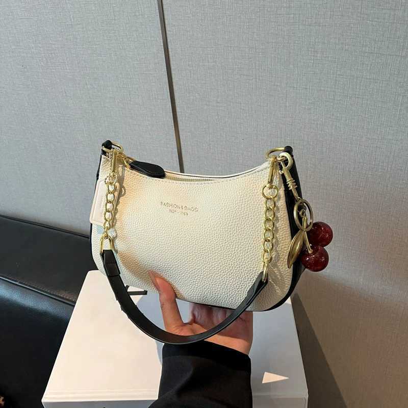 Evening Bags Women's Black Faux Leather Hobo Shoulder Bag with Cherry Charm Casual Style for Work Travel Daily Use Underarm Bag Handbag H261016