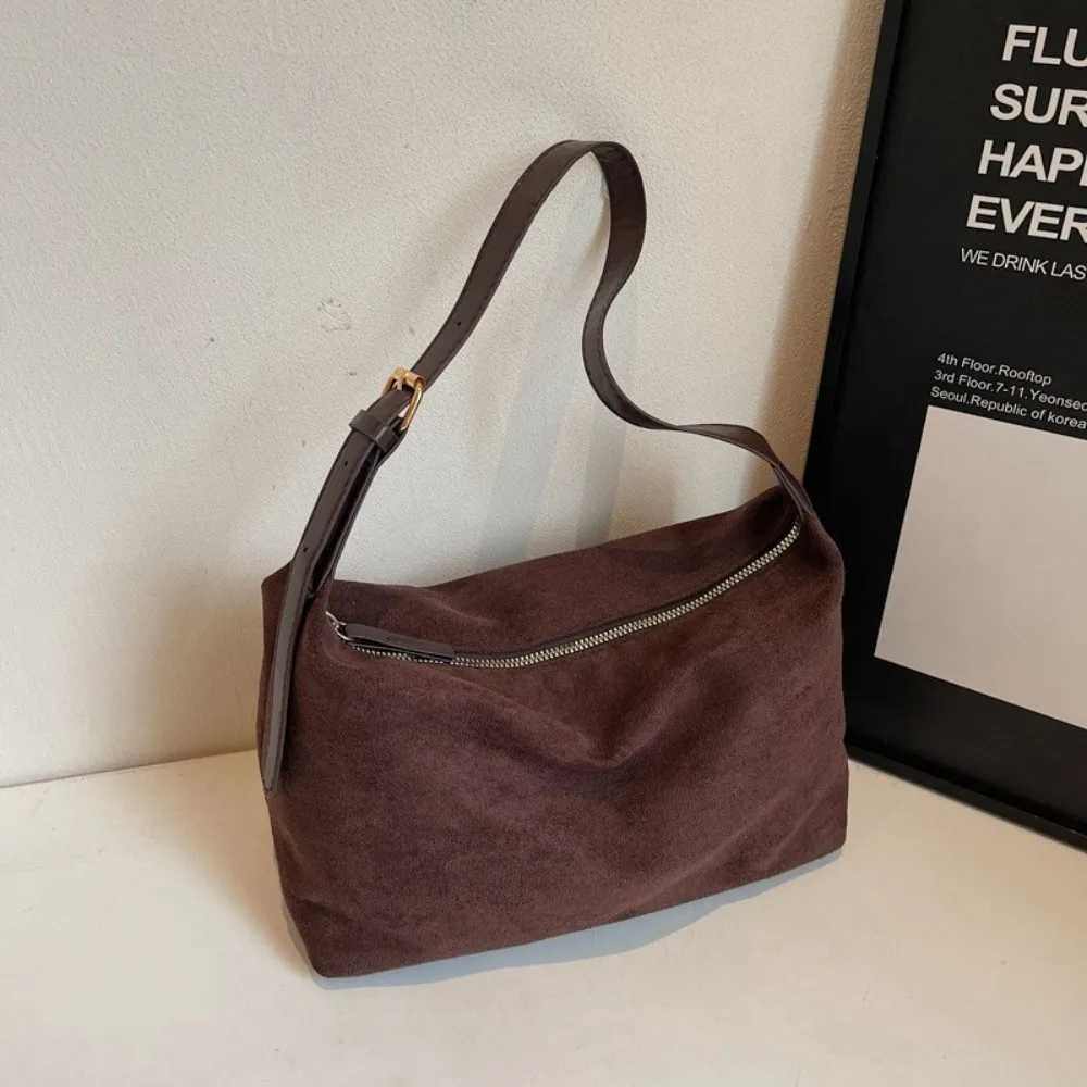 Shoulder Bags Casual Handbag Suede Shoulder Bag Solid Color Large Capacity Hobo Bag Fashion Korean Style Ladies Tote Bag Travel X261016