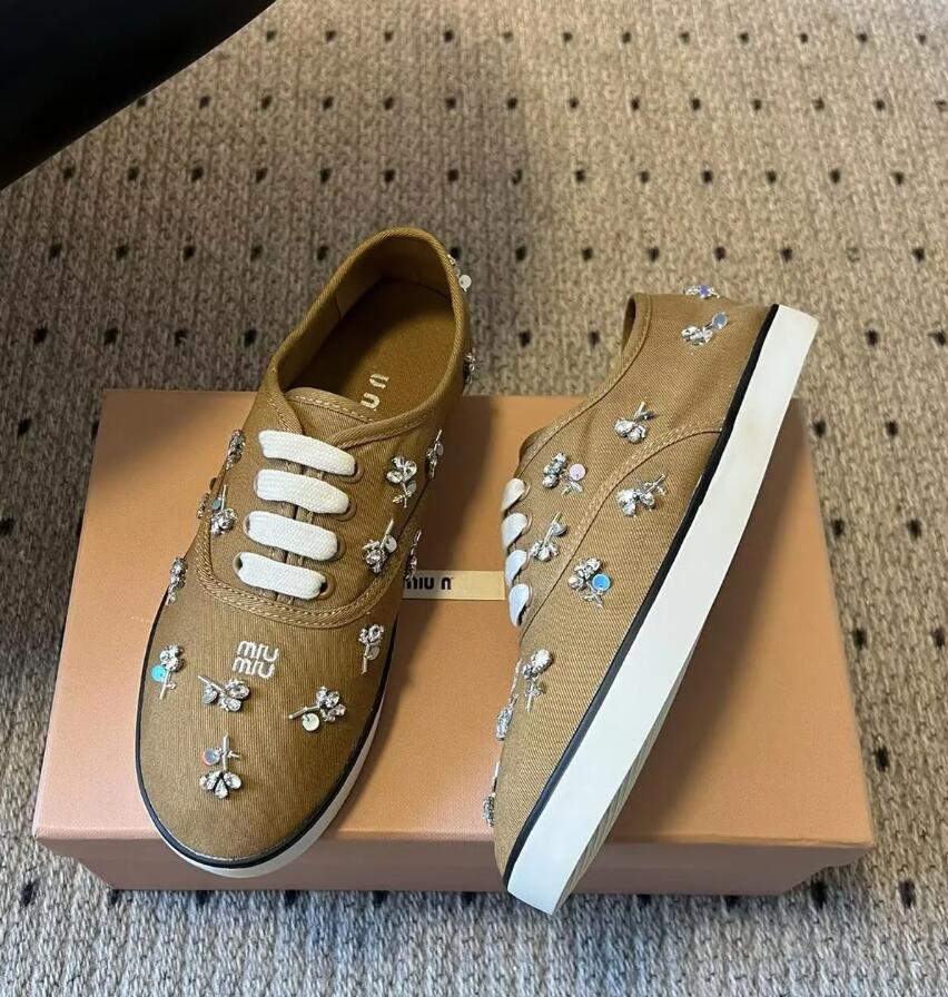 Luxury Designer Brown Rhinestone Crystal Embroidery Sneaker Low Top Lace Shoe Rubber Sole Casual Fashion Womens Comfort Quality Modern Stylish Blue