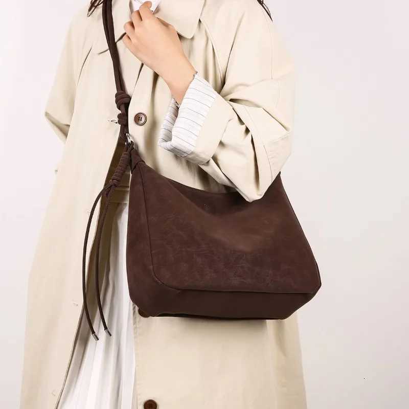 Shoulder Bags New 2026 Fall Winter Women's Tote Bag Faux Suede Crossbody Shoulder Handbag Spacious Stylish Purse for Daily Work bolsa X261016