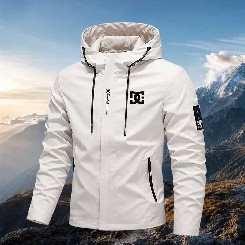 Outdoor Jackets Hoodies 2026 New Men Thin Hooded Hiking Solid Breathab Wear-resistant Outdoor Daily Casual CoaT261016