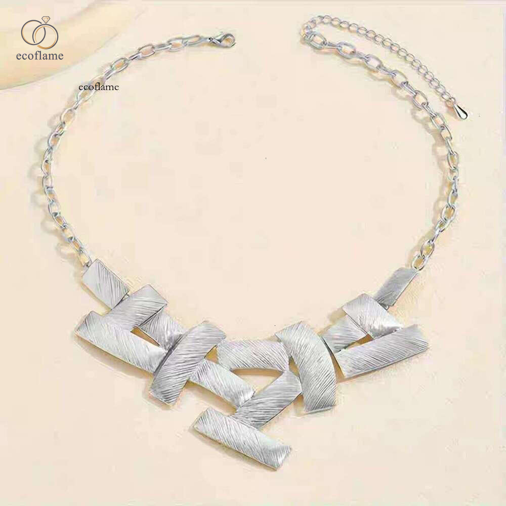 European and American Metal Square Texture Splicing Creative Necklace for Women 2026 New High-end Minimalist Style Personality Sweater Chain