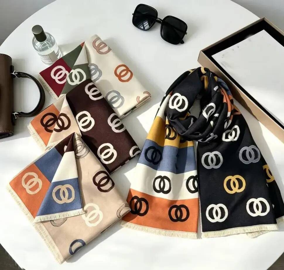 Designer Narrow version Luxury Double sided Lettered Cashmere Warmer Winter Fashion Accessories cashmere Scarf Soft Shawl scarf 45X180CM