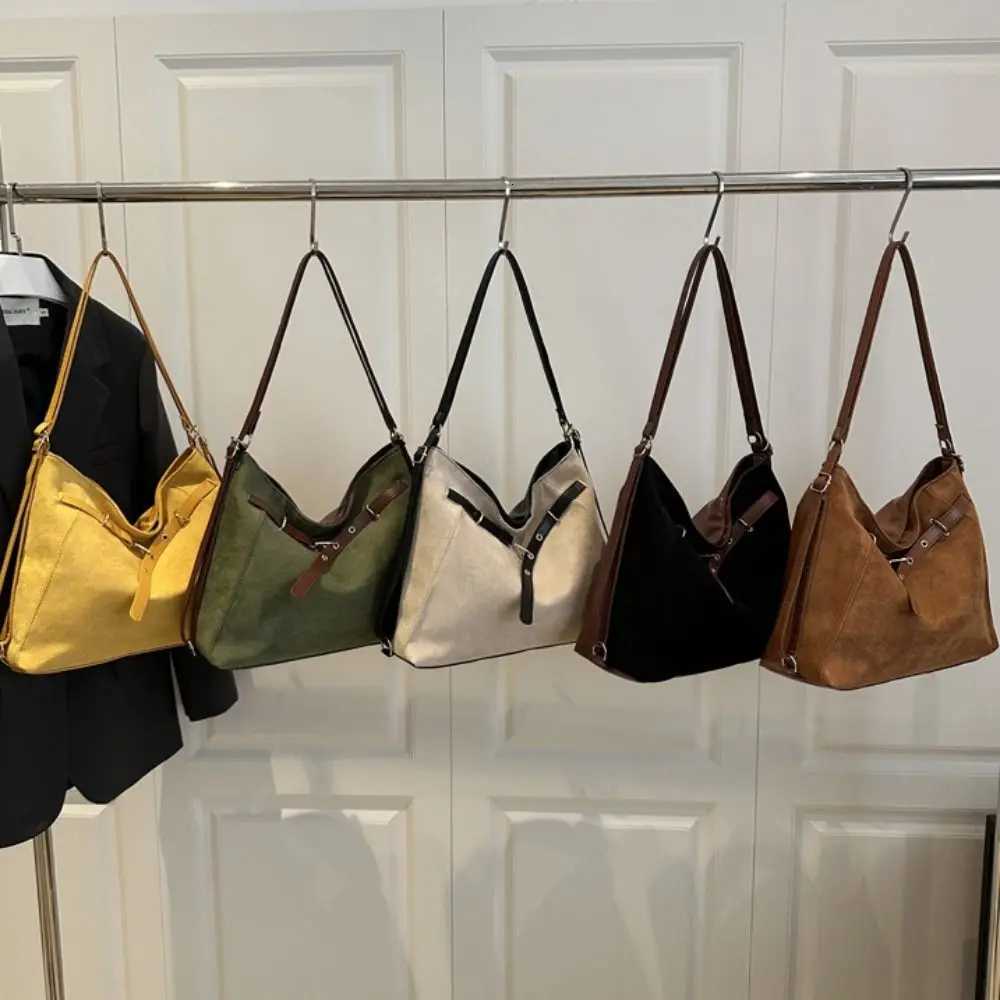 Shoulder Bags Trendy Large Capacity Suede Tote Bag Elegant Vintage Commuting Shoulder Bag Handbag Pure Color Retro Crossbody Backpack Holiday X26101