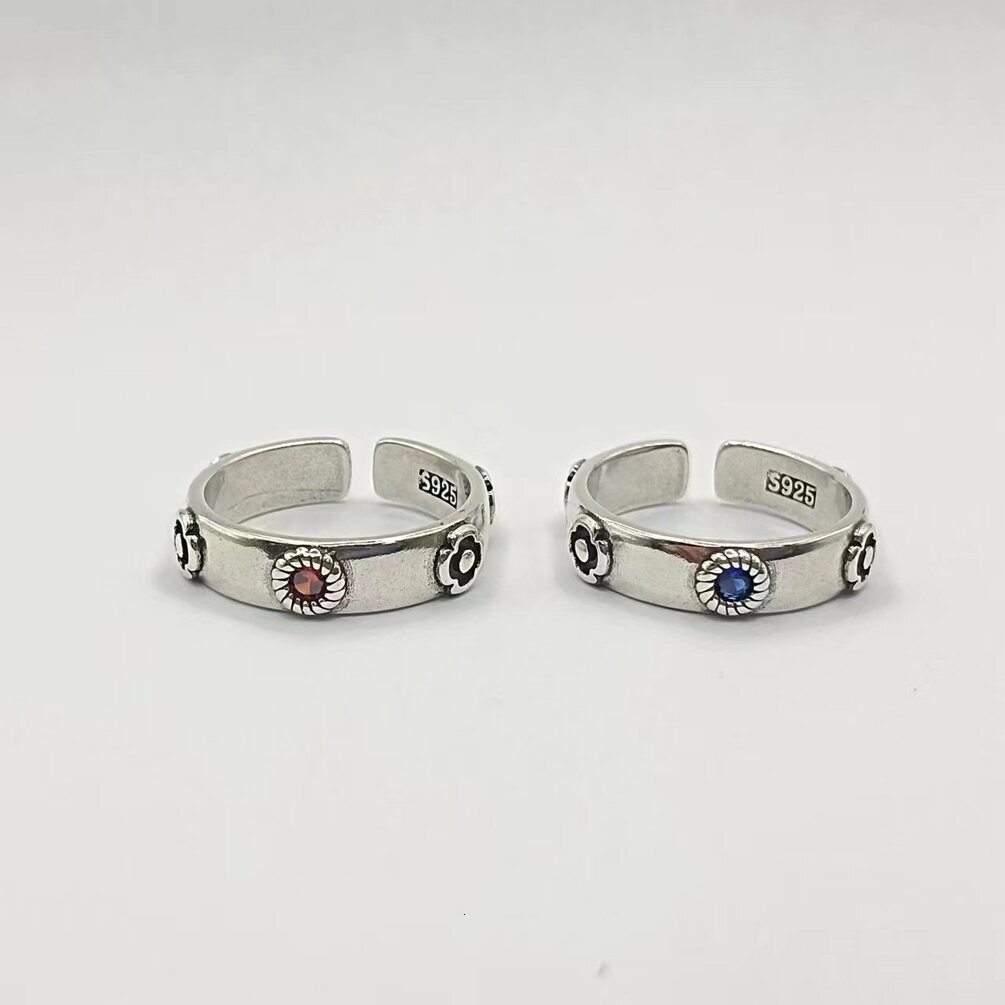 2026 Japanese Korean Anime-Style Miyazaki Hayao Retro Red Blue Gemstone Fashion Ring, A Unique And Stylish Accessory For cologne Anime perfu