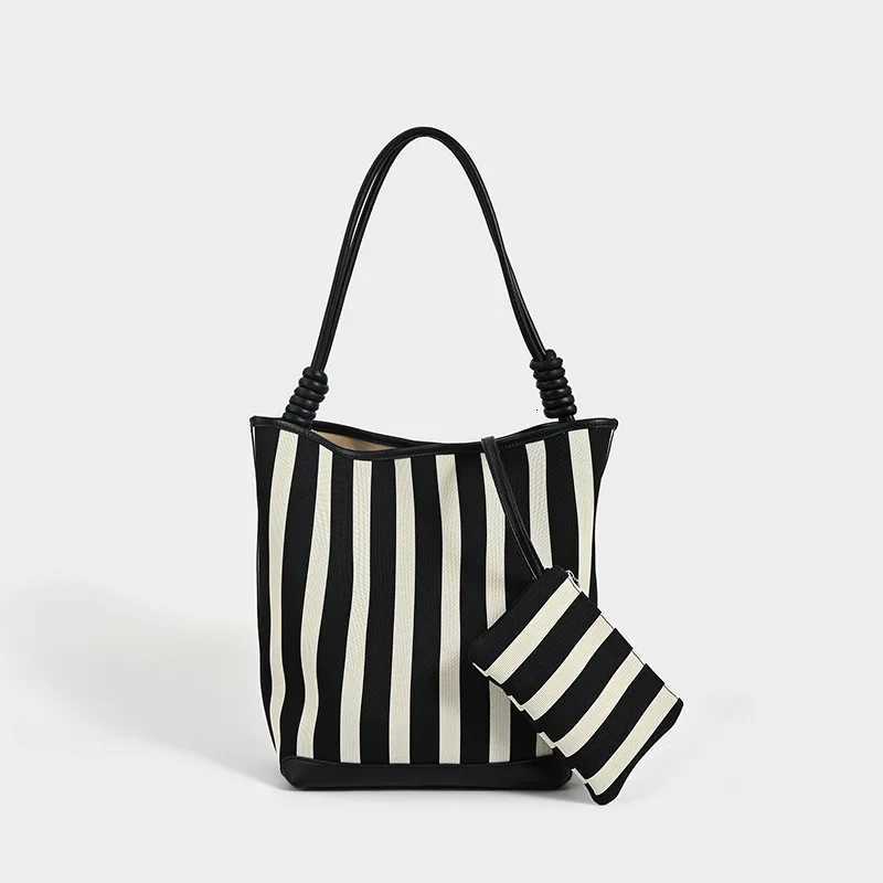 Shoulder Bags Women Tote Bag Striped SOFT Leather Casual Fashionable Simple Shoulder Bag Large Capacity Purses and Handbags Female Bucket Bags X2610