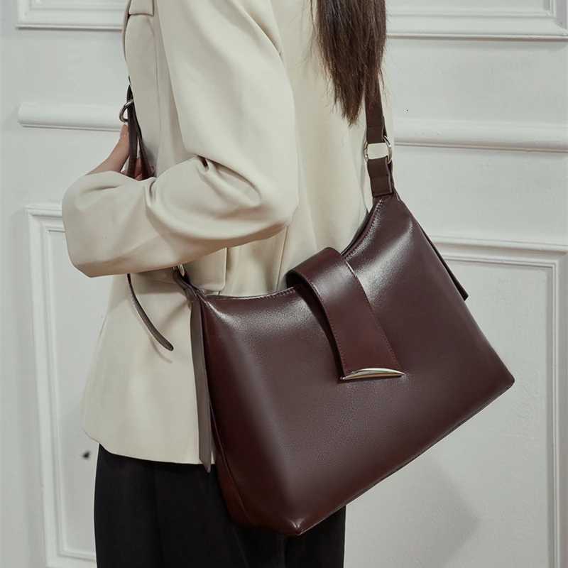 Shoulder Bags Burminsa Cowhide Genuine Leather Large Hobo Shoulder Bags For Women 2026 Designer Crossbody Tote Commuter Ladies Handbags H261016