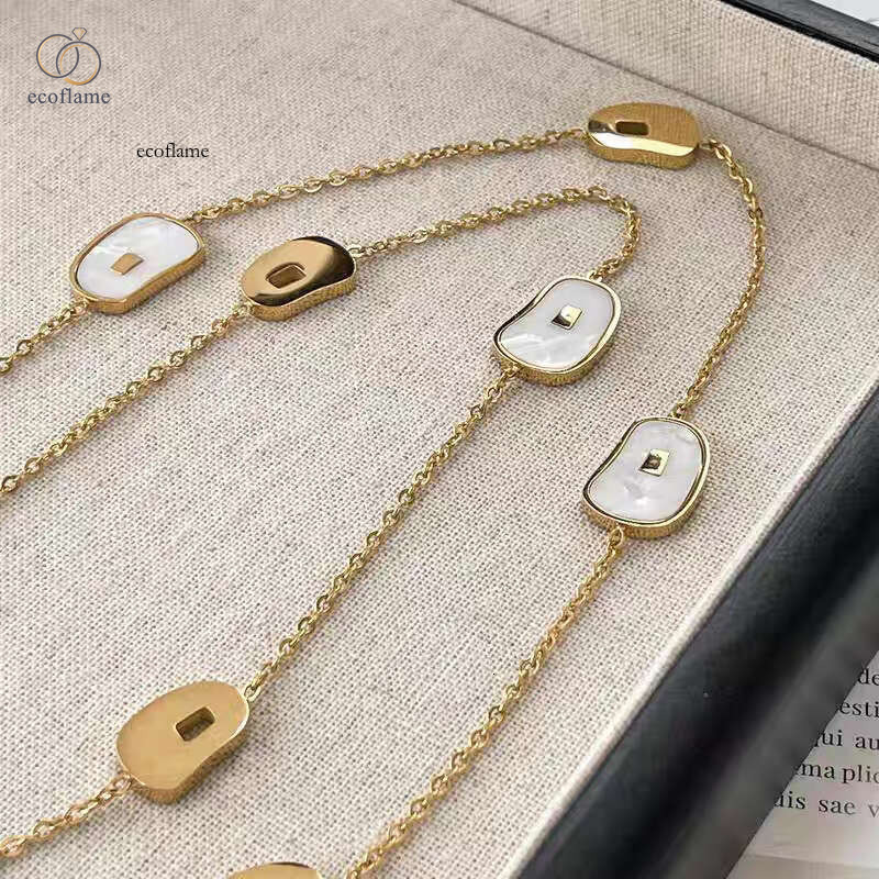 French retro Hong Kong-style horseshoe long multi-layered necklace women, light luxury a high-end feel, versatile and suitable for pairing with swea