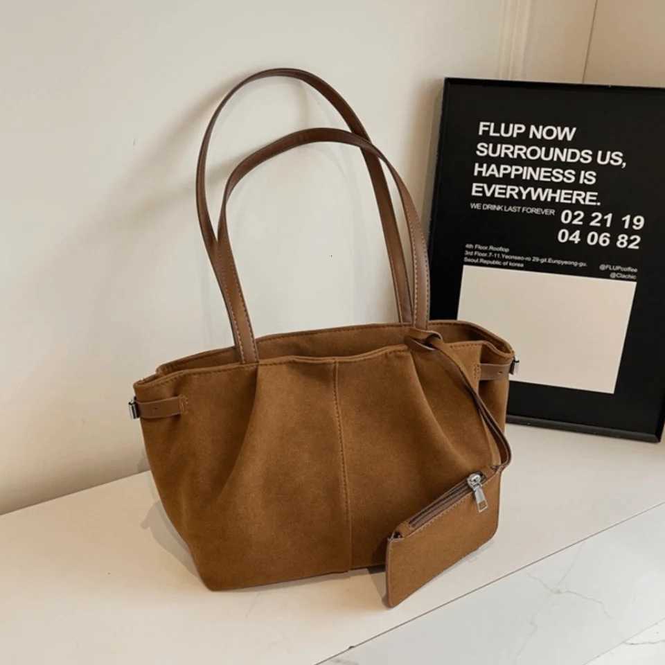 Totes New Suede Shoulder Bags Large Capacity with Coin Bag Travel Underarm Bag Lightweight Waterproof Shopper Handbag for Women Girls X261016