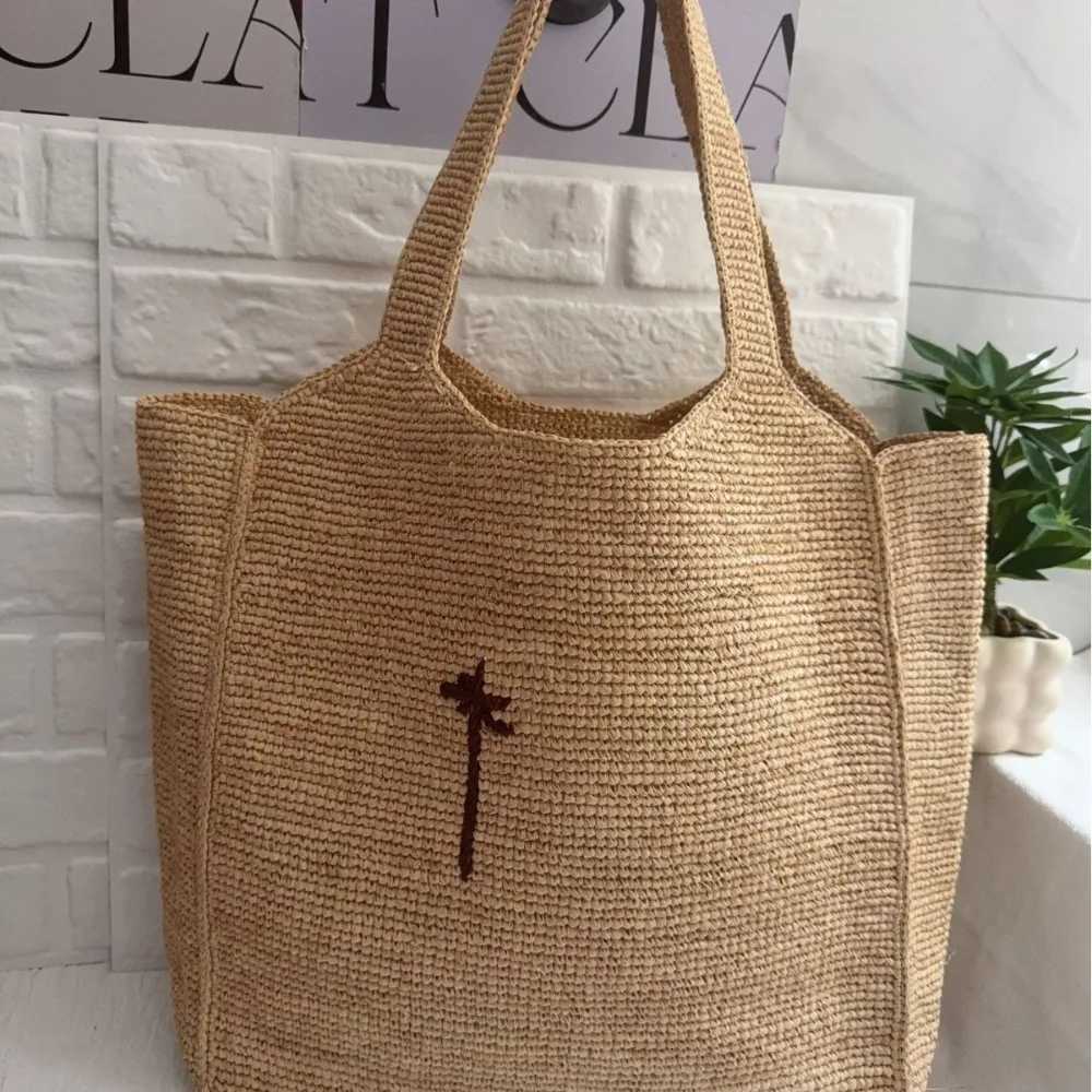 Shoulder Bags Bucket Bag Vacation Beach Handwoven Raffia Handbag Women's Summer Travel Shoulder Unique Texture Fashionable and Simple H261016