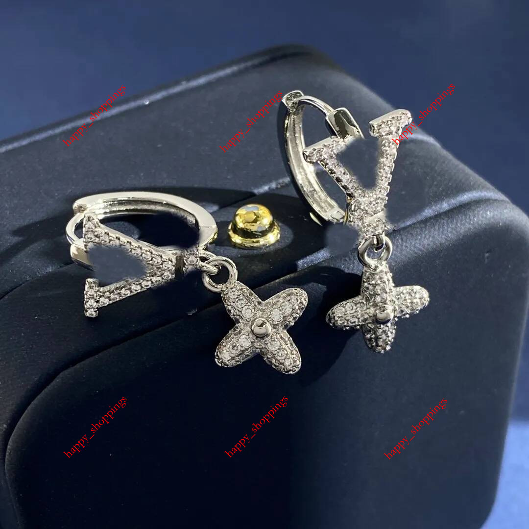 Designer Luxury Brand Clover Letter Charm Gold Silver Plated Hoop Flower Stud Earrings For Women Fashion Diamond Jewelry Wedding Love Gift