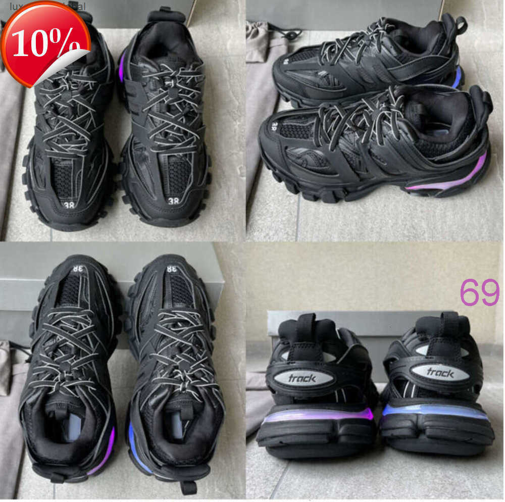 Womens Mens designer Casual Shoe Track LED Sneaker Light Grey Blue Gomma leather black pink Trainer Nylon Printed Platform for Men 3 30 Trainers Sho