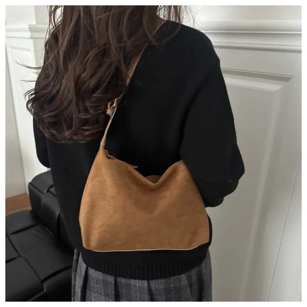 Evening Bags Elegant Large Capacity Shoulder Bag Suede Adjustable Strap Tote Bag Zipper Women's Handbag Commuting H261016