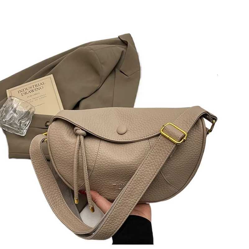 Shoulder Bags Premium Sense Large Capacity Soft Leather Bag Women's New Fashion Shoulder Messenger Bag Beautiful Commuter Dumpling Handbags X26
