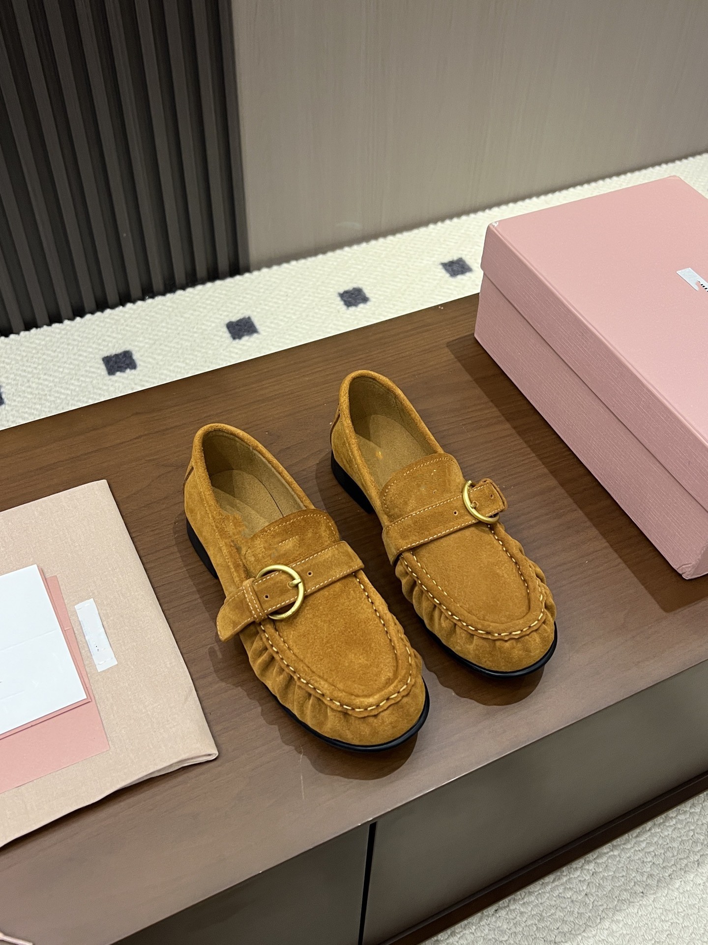 2026 Metal buckle platform shoes loafers slip on shoes Wedge Dress shoes Real leather Boat shoes pumps Luxury designer loafers for womens