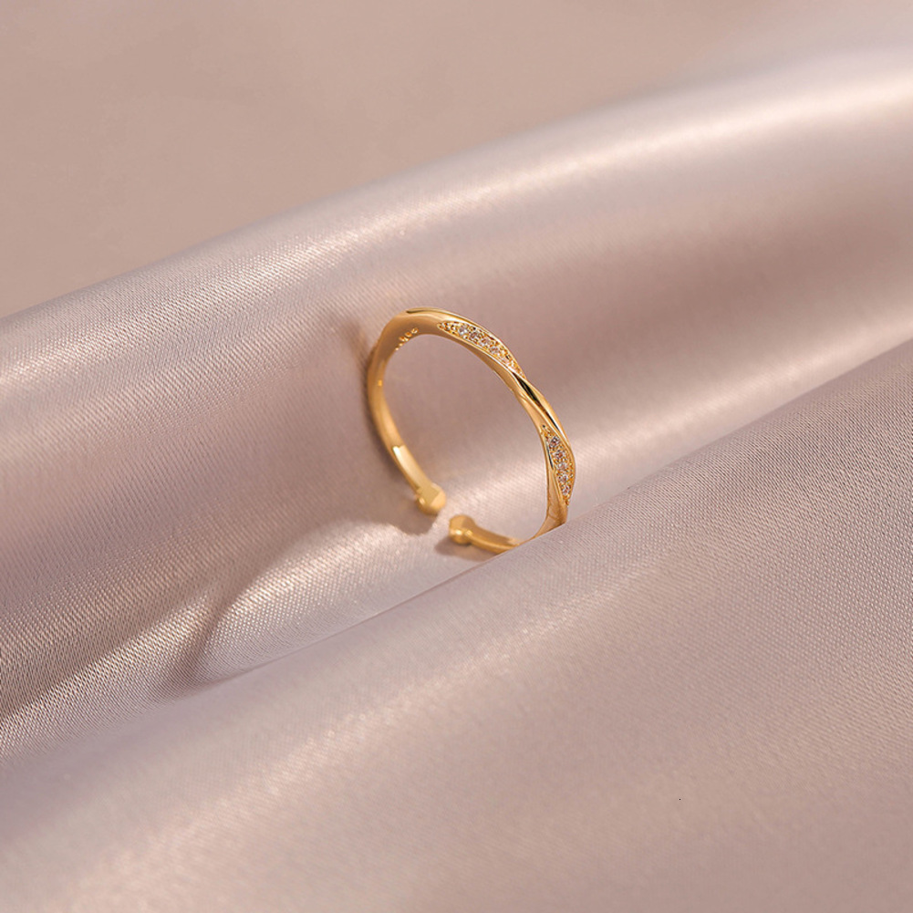 2026 Sunrise 18K Gold Exquisite Adjustable Open perfume Ring, Women's Accessories, Mbius Index Finger Ring For Students cologne Designer S1