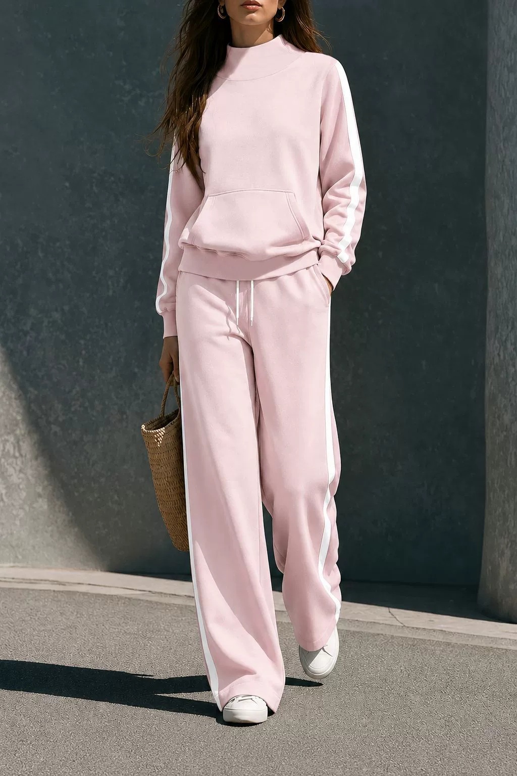 New style European-style horizontal stripe casual hoodie and wide-leg pants set for women in autumn and winter, featuring a relaxed sporty style, a