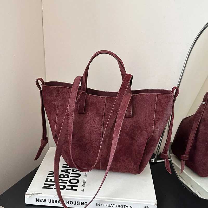 Shoulder Bags 2025 Hot Sale Autumn Soft Women's Handbags Faux Suede Solid Color Large Capacity Shoulder Bag Casual Versatile Ladies Bags X26101