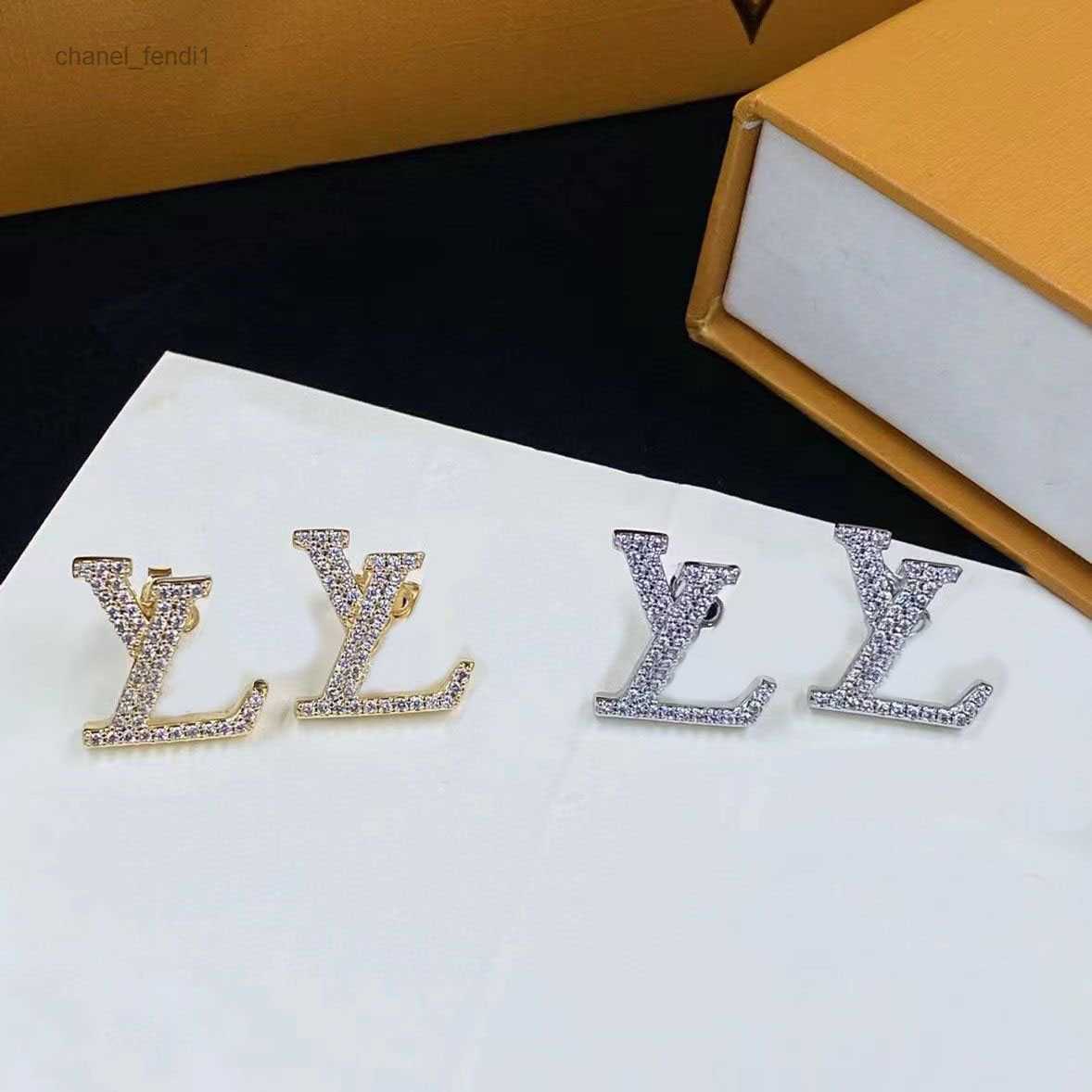 Fashion diamond Letter Stud earrings Gold Silver luxury designer earrings for women's wedding parties birthday gift jewelry High-quality jewelr