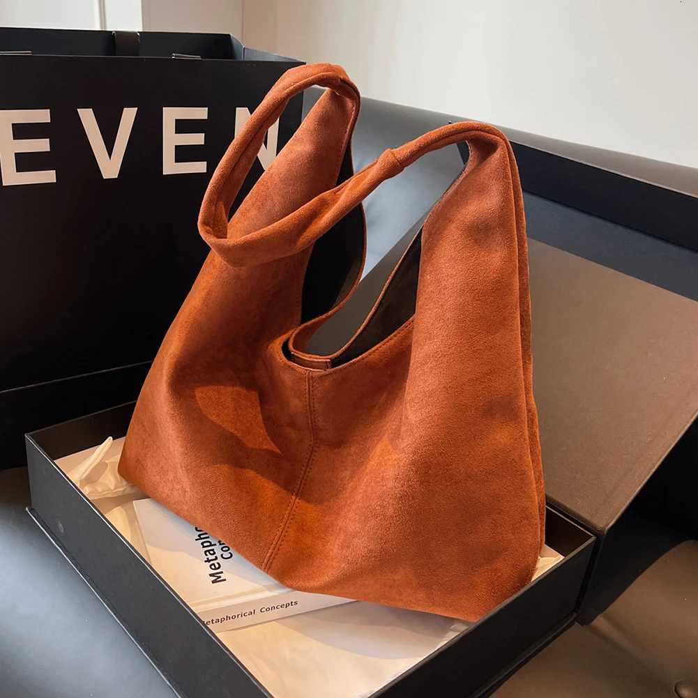 Totes Women Suede Shoulder Bag Large Capacity Hobo Bag with Pocket Trendy Slouchy Bag for Work Travel Shopping X261016
