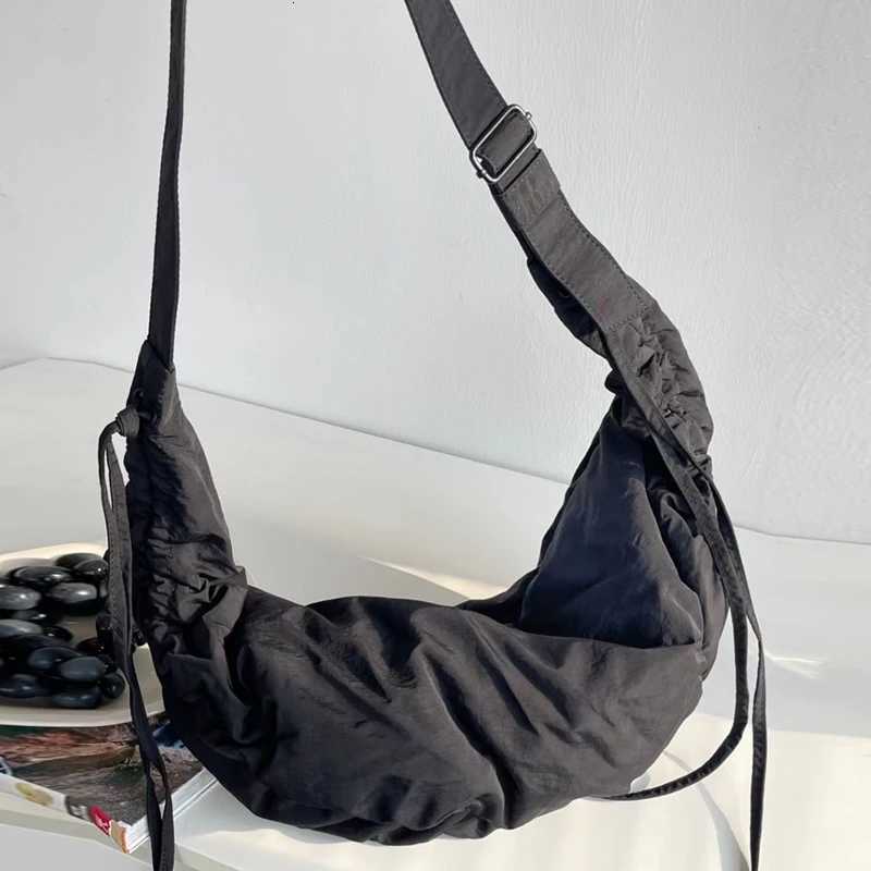 Shoulder Bags Korean Casual Half Moon Bags For Women Designer Handbag And Purses 2024 New In Polyester Large Capacity Underarm Shoulder H261016