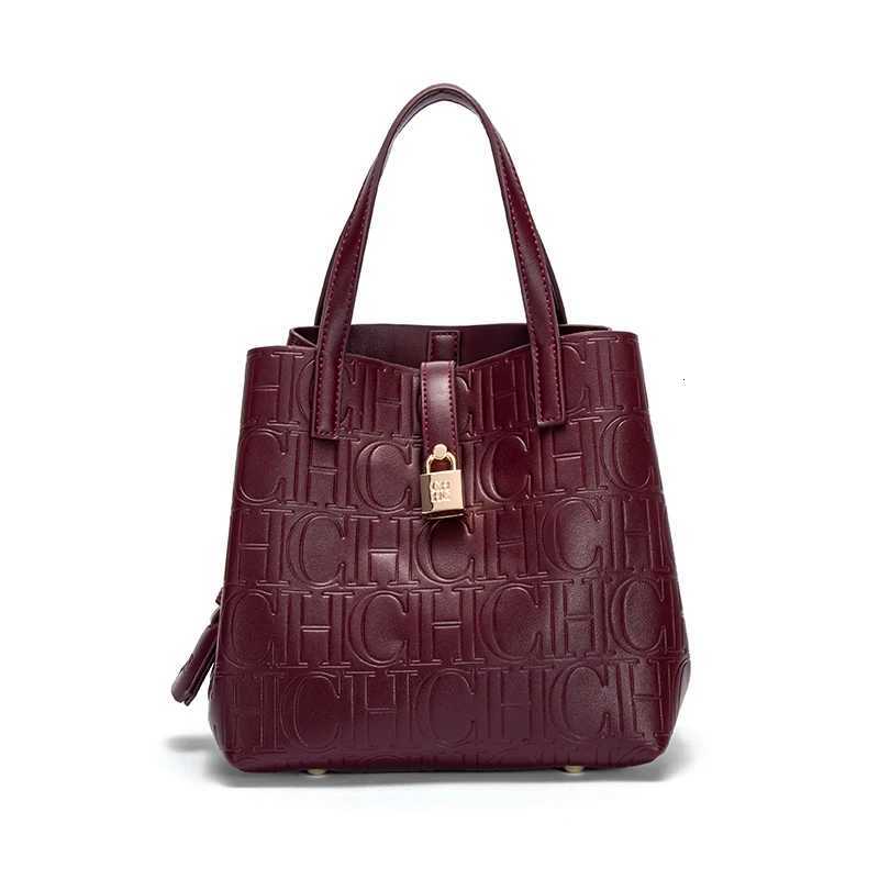 Shoulder Bags Classic Simple Solid Color Women's New 2024 Large Capacity Handbag Letter Element Women's Handbag H261016