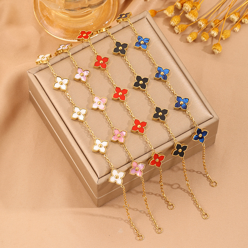 New Four-Leaf Clover Made Of Titanium Steel, European And American Light Luxury Trend, Best-Selling, Non-Fading, Versatile High-End Jewelry Bracelet