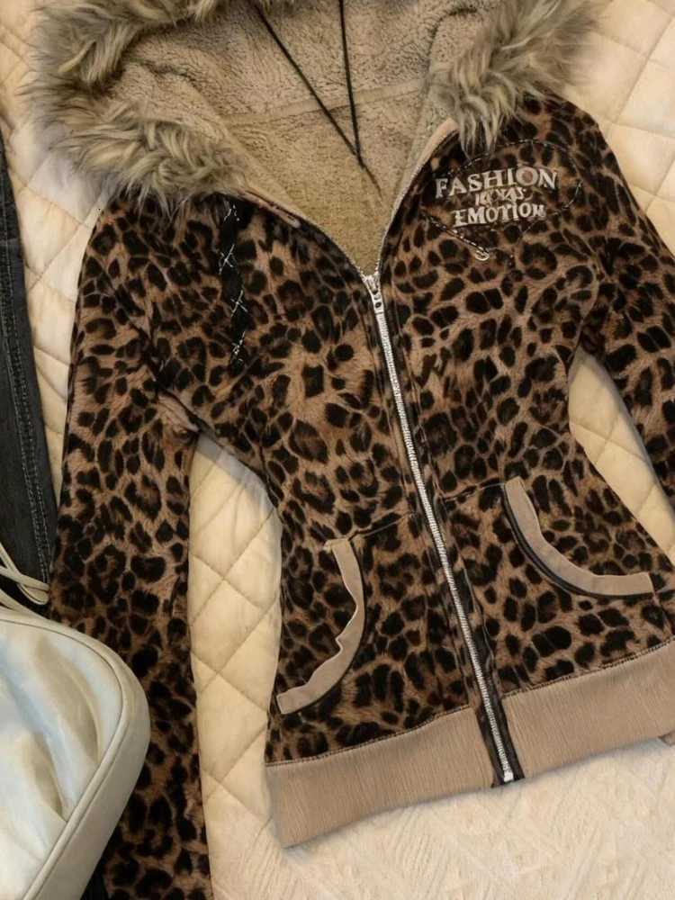 Letter Men's Leopard Jackets Streetwear Printing Punk Jackets Women Y2k Aesthetic Furry Patchwork Hooded Coats Grunge Loose Vintage Jacket N261