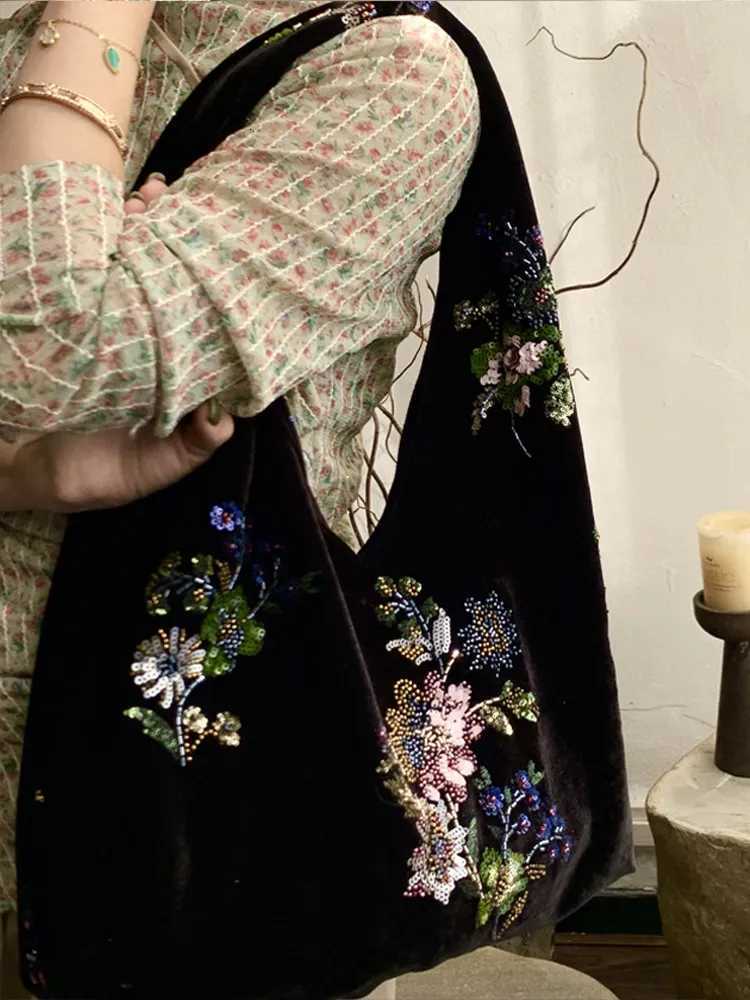Cross Body Fashion Velvet Sequin Embroidered Handmade Bag Velvet Crossbody Bag Women Design Sense Atmosphere Match Handbag Tote Bag H261016