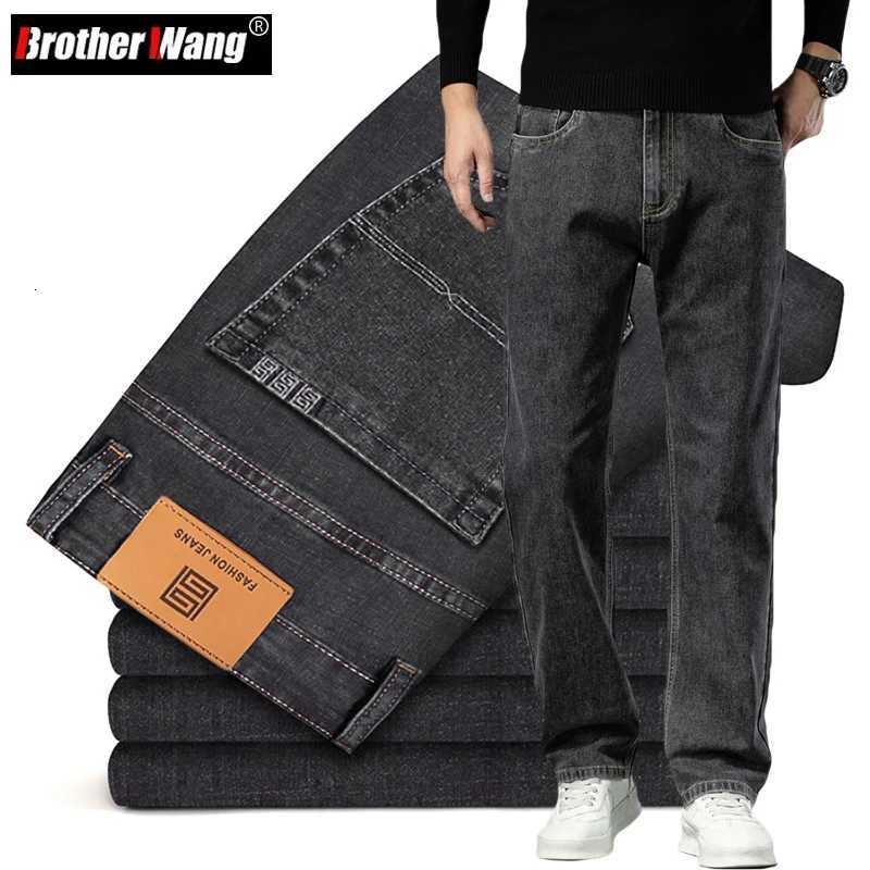 Men's Jeans Plus Size 40 42 44 New Autumn Men's Smoke Grey Straight-leg Jeans Business Casual Cotton Stretch Denim Pants Male BrandT261016