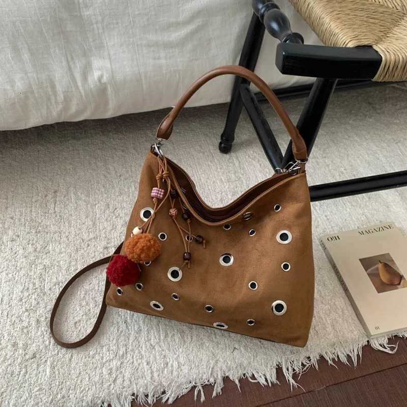 Totes Faux Suede Solid Color Hollow Out Zipper Casual Tote 2026 Fashion Trend Shoulder Bags Large Capacity Design Women's Handbags X261016