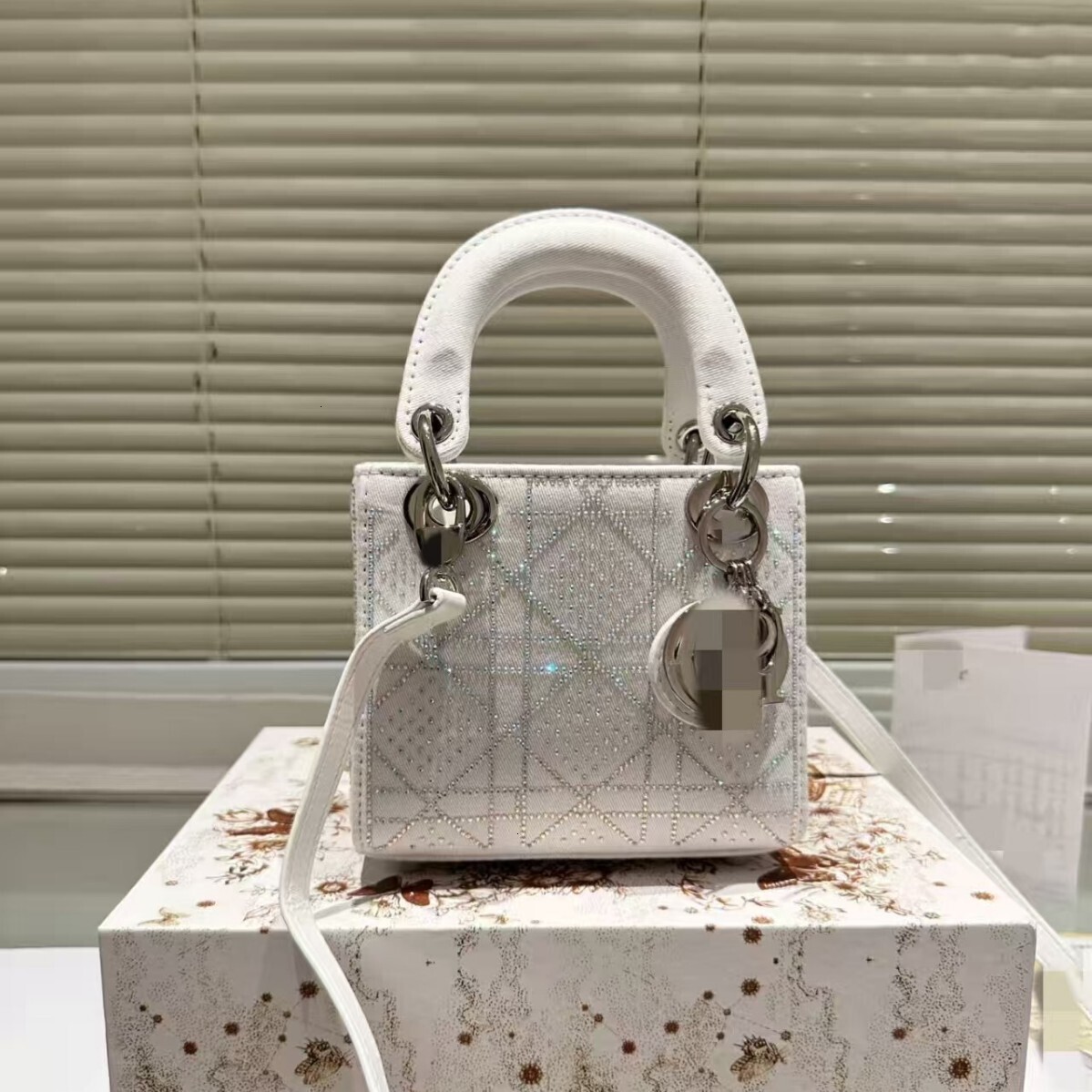 2026 Designer Decorated Handbags Crossbody 2026 New Party Diamond Studded Women's Fashion Bags 88