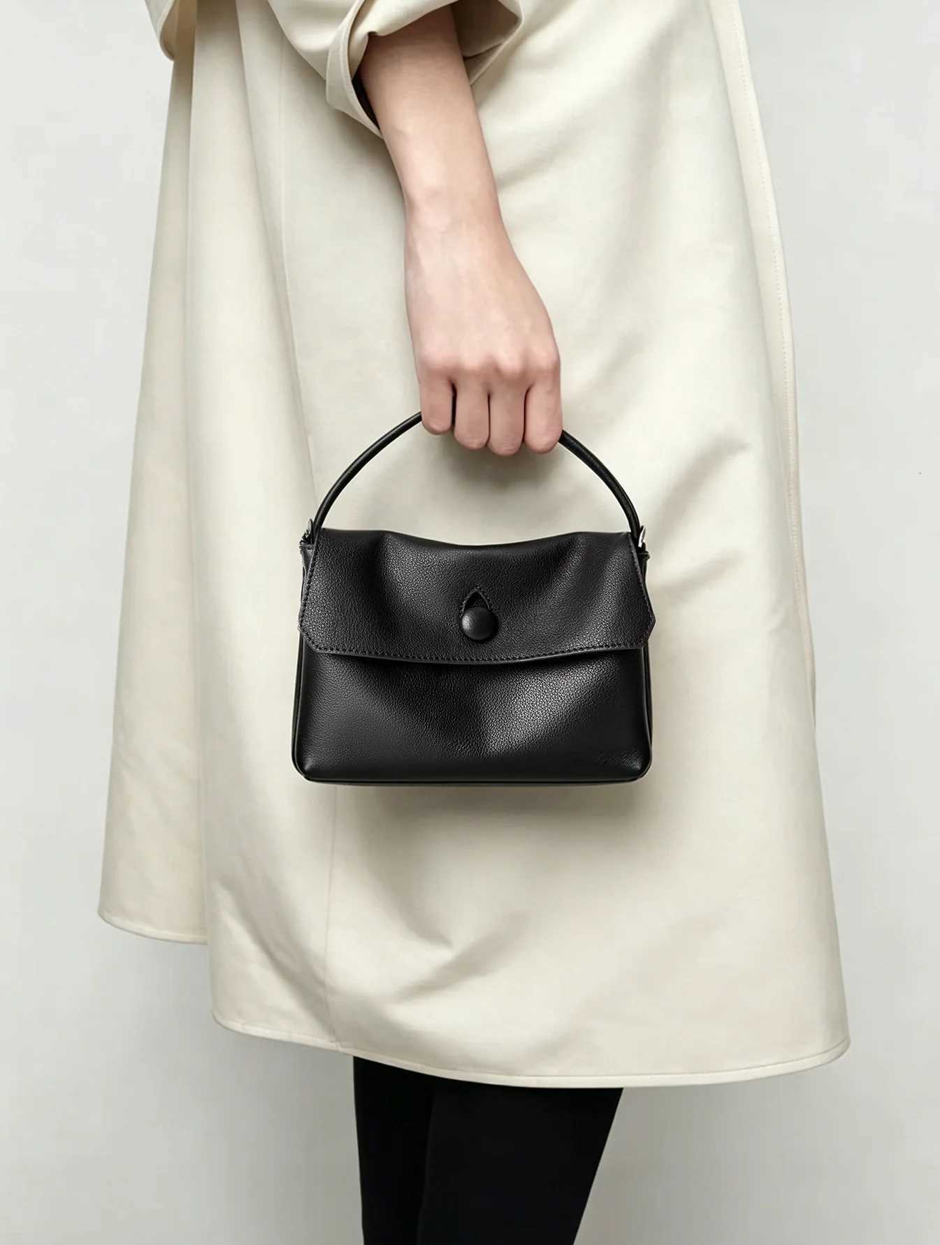 Shoulder Bags Genuine Leather Button Bag Small Cowhide Handbag Shoulder Bag for Mobile Phone H261016